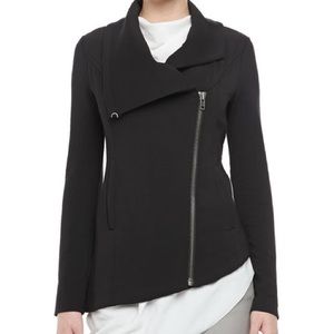 Helmut Lang Asymmetrical Zip-up Jacket in Black. Size P.